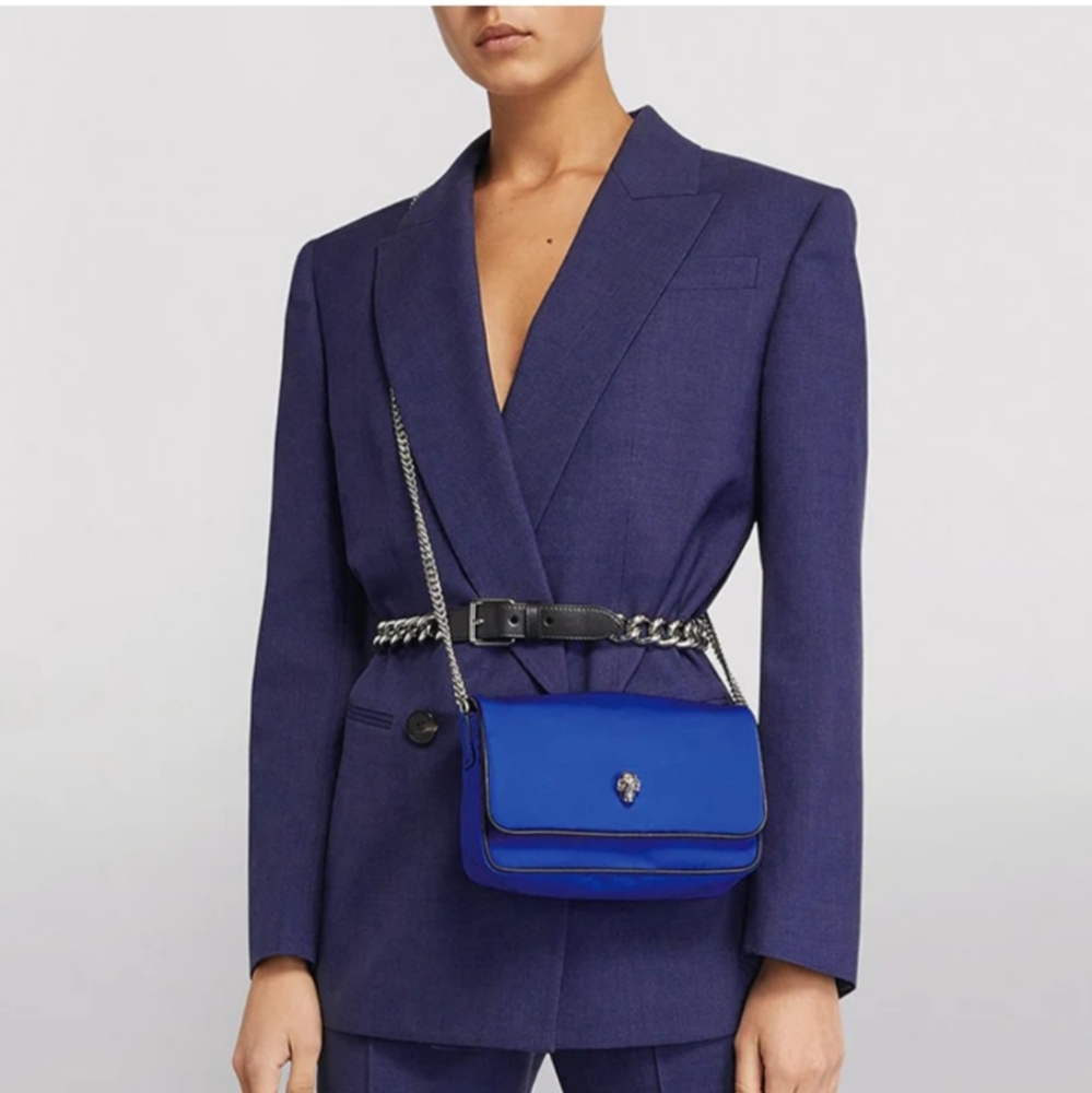 Alexander McQueen Skull Faille Cross-body Bag - Picture 2 of 13